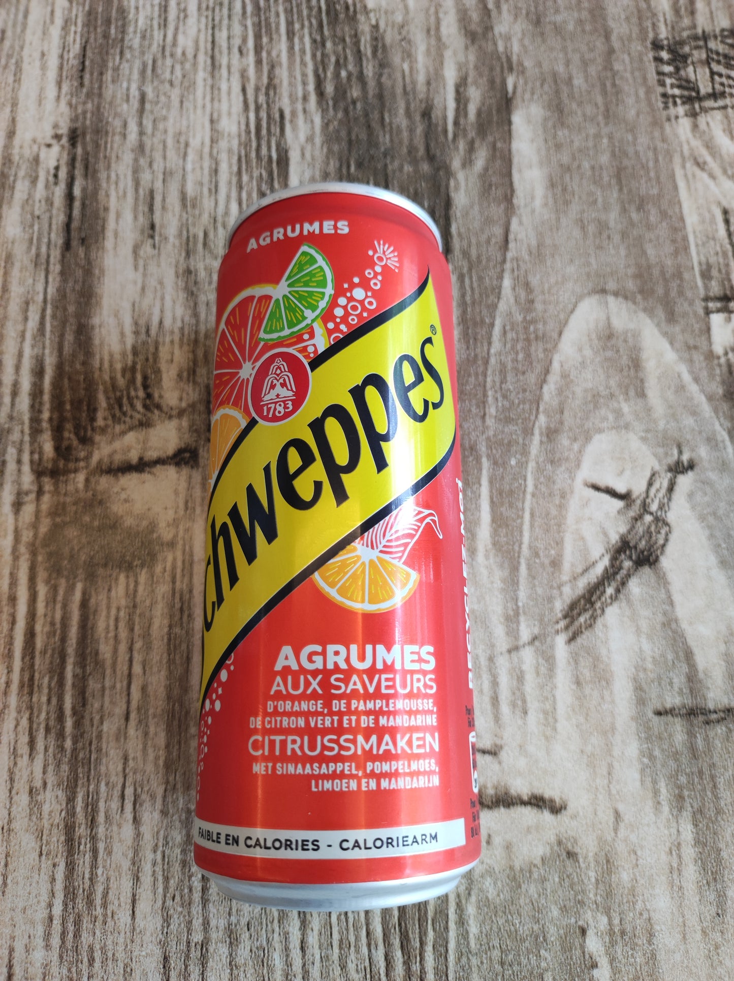 Schweppes agrumes 33 cl 舒味思
